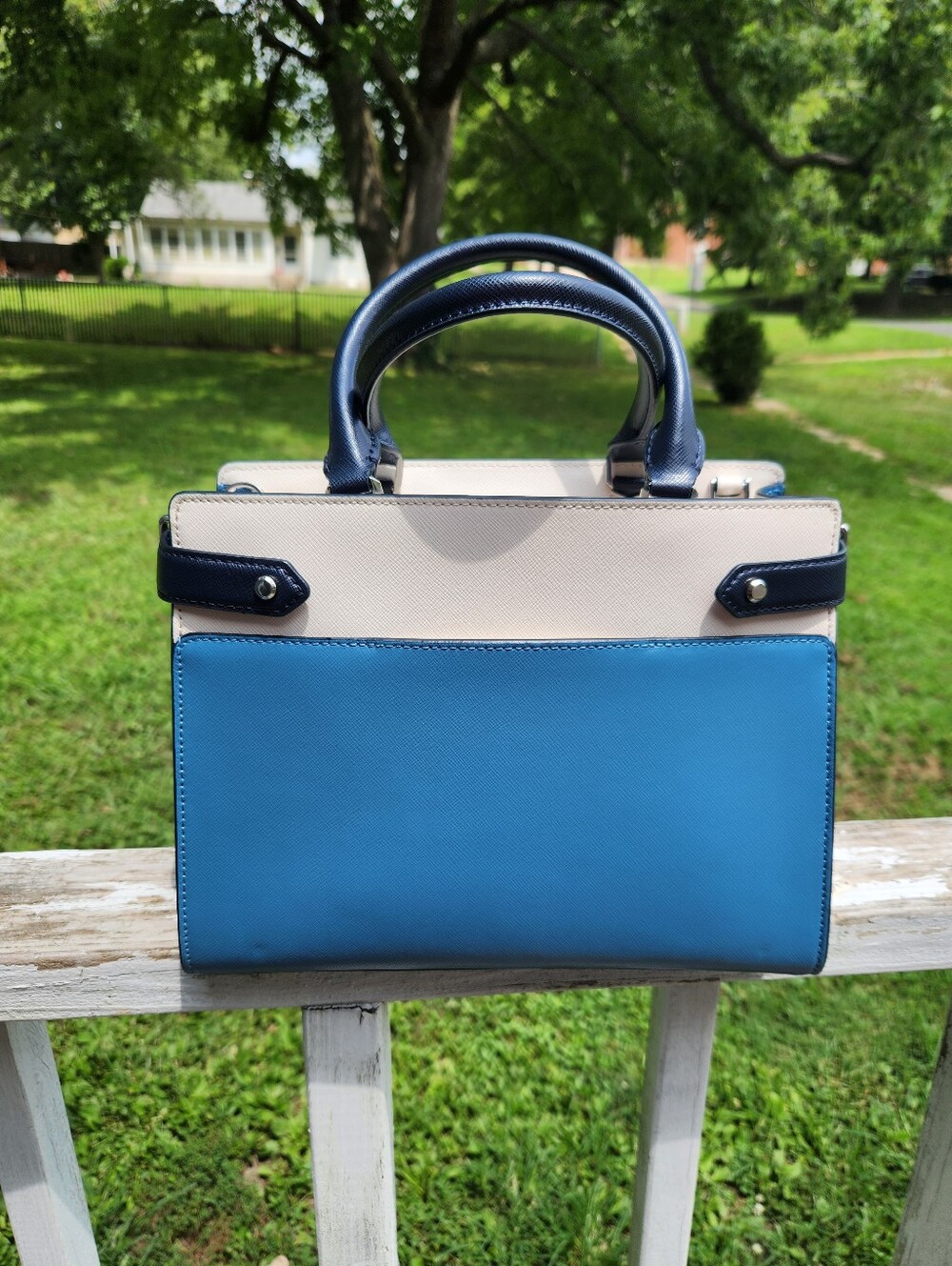 Kate Spade Two Tone Leather Hand Bag Crossbody NWT - Picture 2 of 12